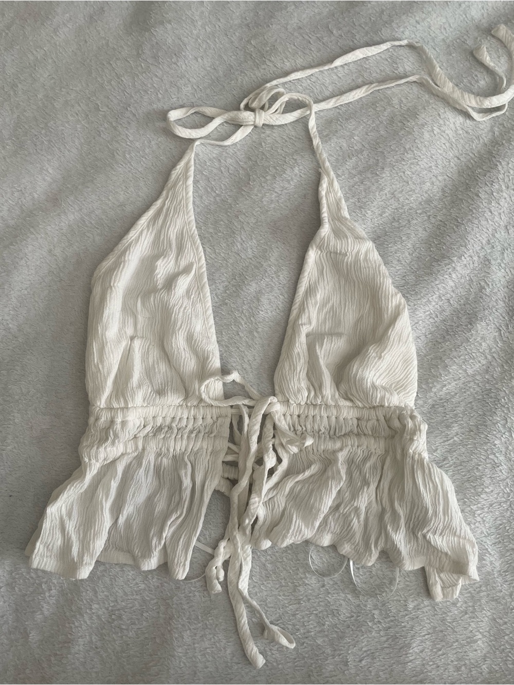 Garage Women’s XS White Halter Tie-Front Crop Top